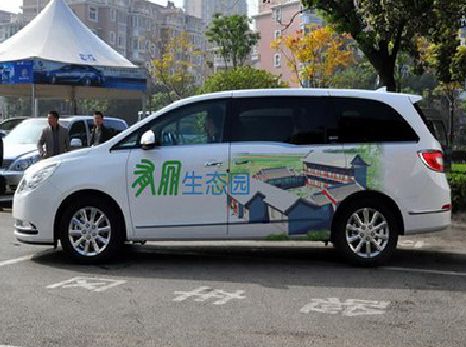 铜川户外车贴喷绘如何保持效果?